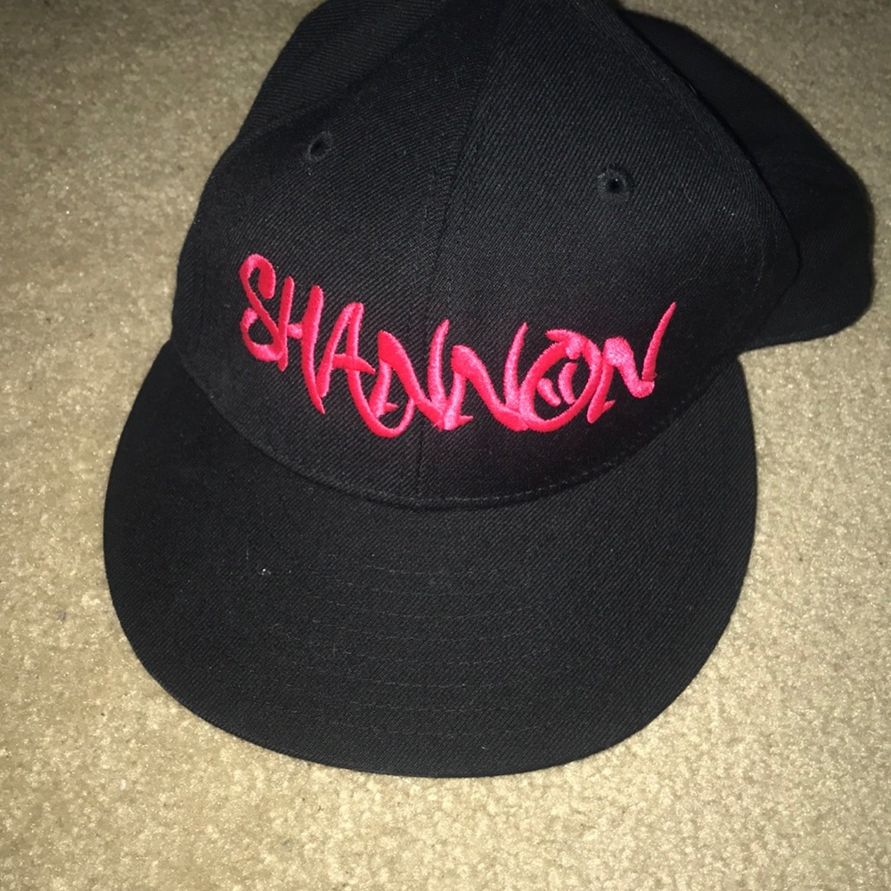 Shannon hat